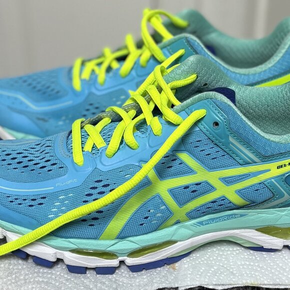 Beautiful Women's ASICS Gel-Kayano 22 running shoes - Picture 2 of 5